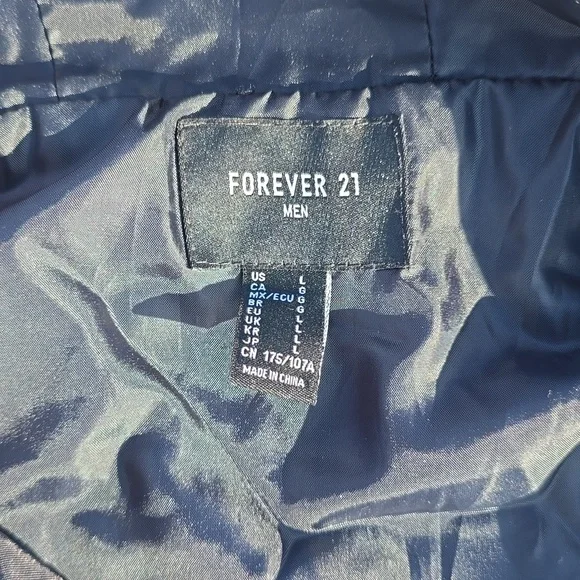 Forever 21 men's red and black hoodie, large. - Picture 4 of 10